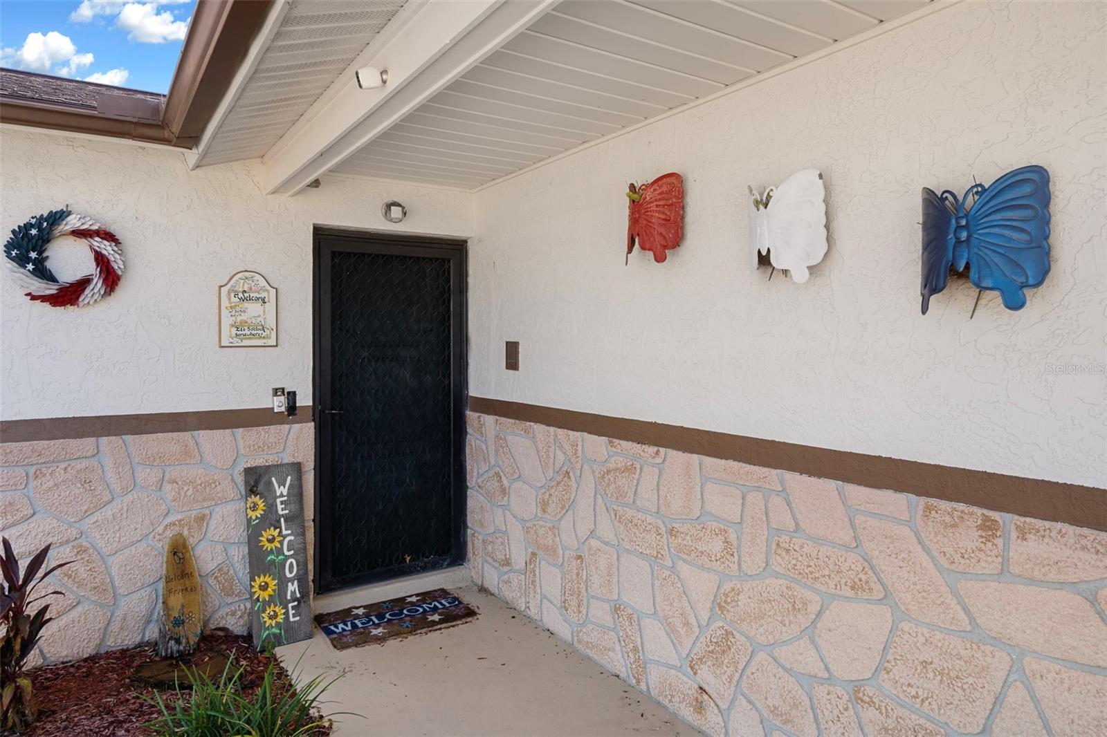 Image 6 of 53 For 9654 Eldridge Road