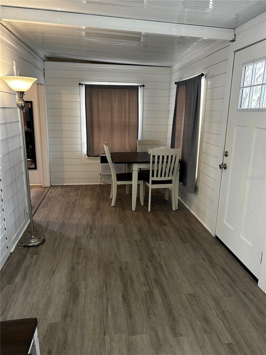 Listing photo id 0 for 6946 Old Pasco Road Lot 1