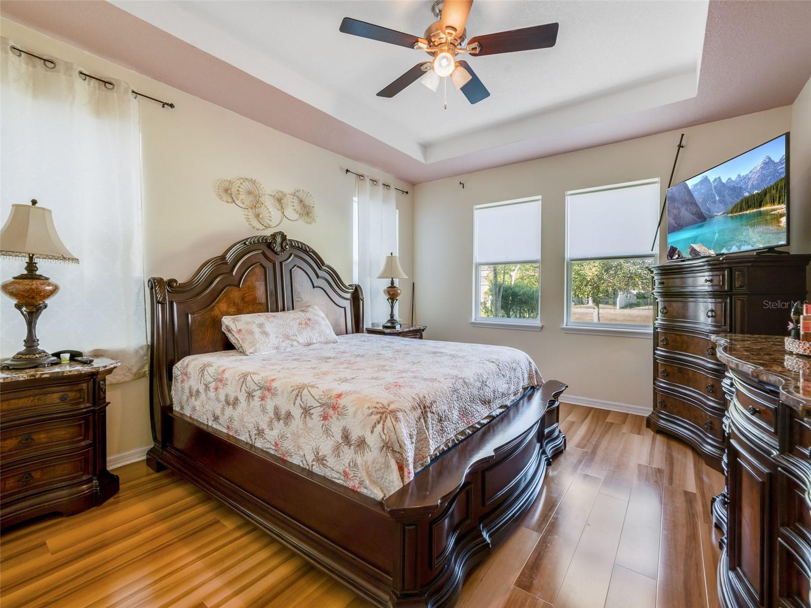 Image 13 of 32 For 11607 Warren Oaks Place