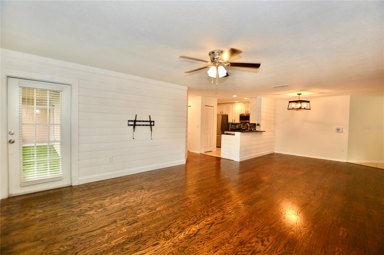 Image 12 of 50 For 895 Normandy Trace Road 895