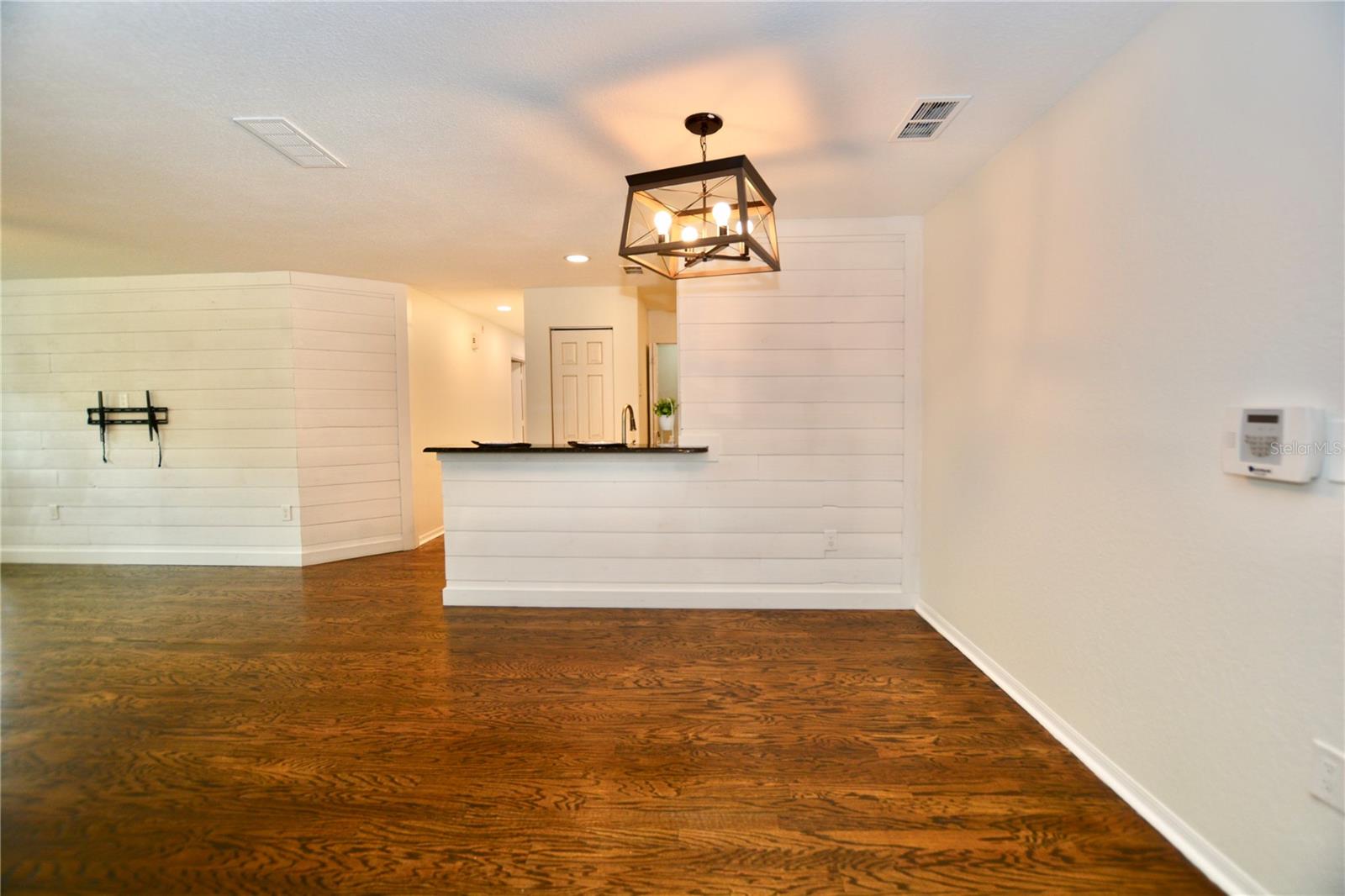 Image 14 of 50 For 895 Normandy Trace Road 895