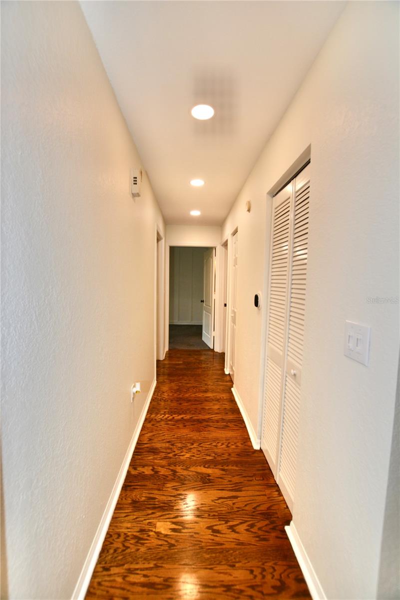 Image 25 of 50 For 895 Normandy Trace Road 895