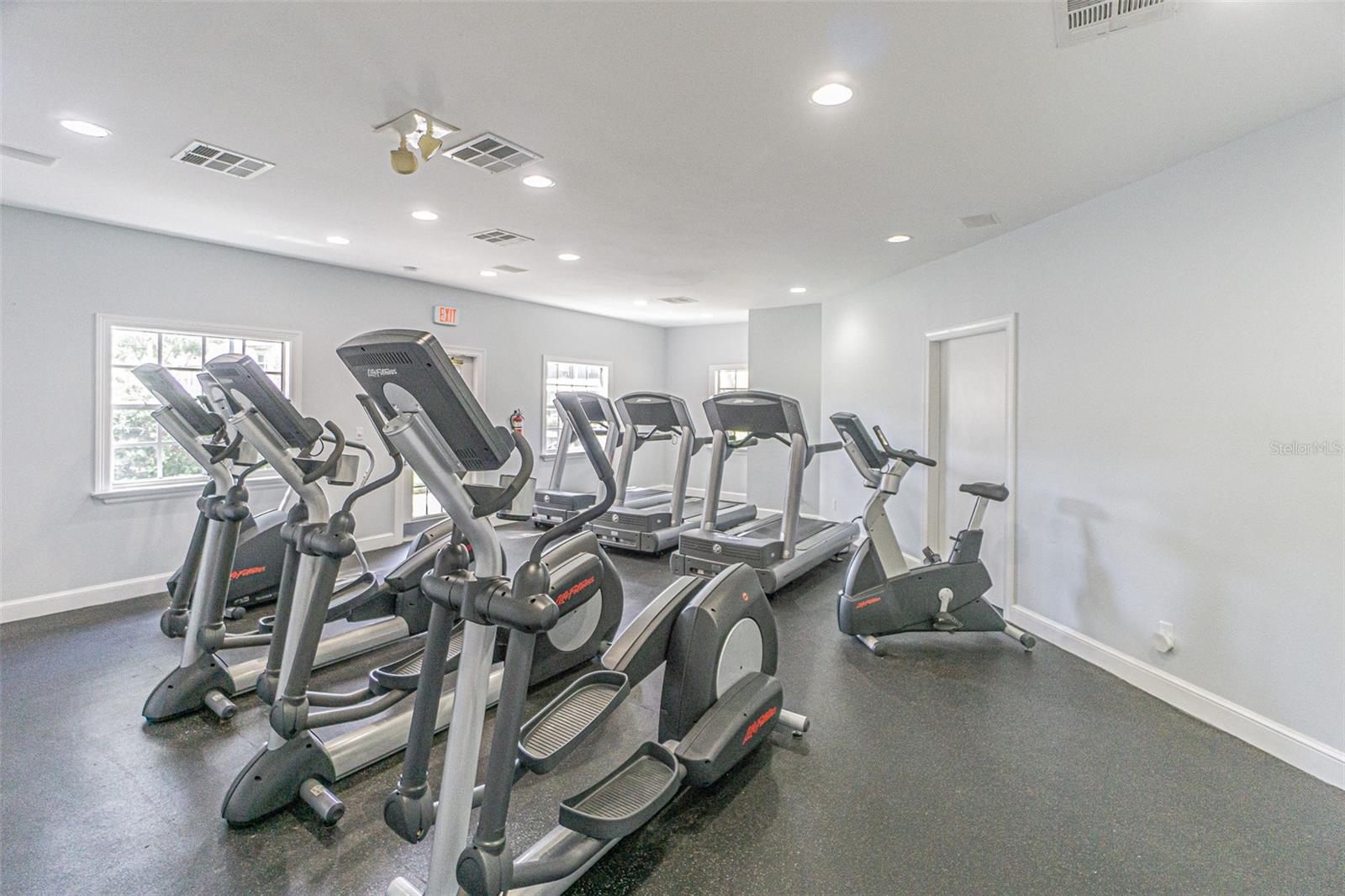 Image 45 of 50 For 895 Normandy Trace Road 895