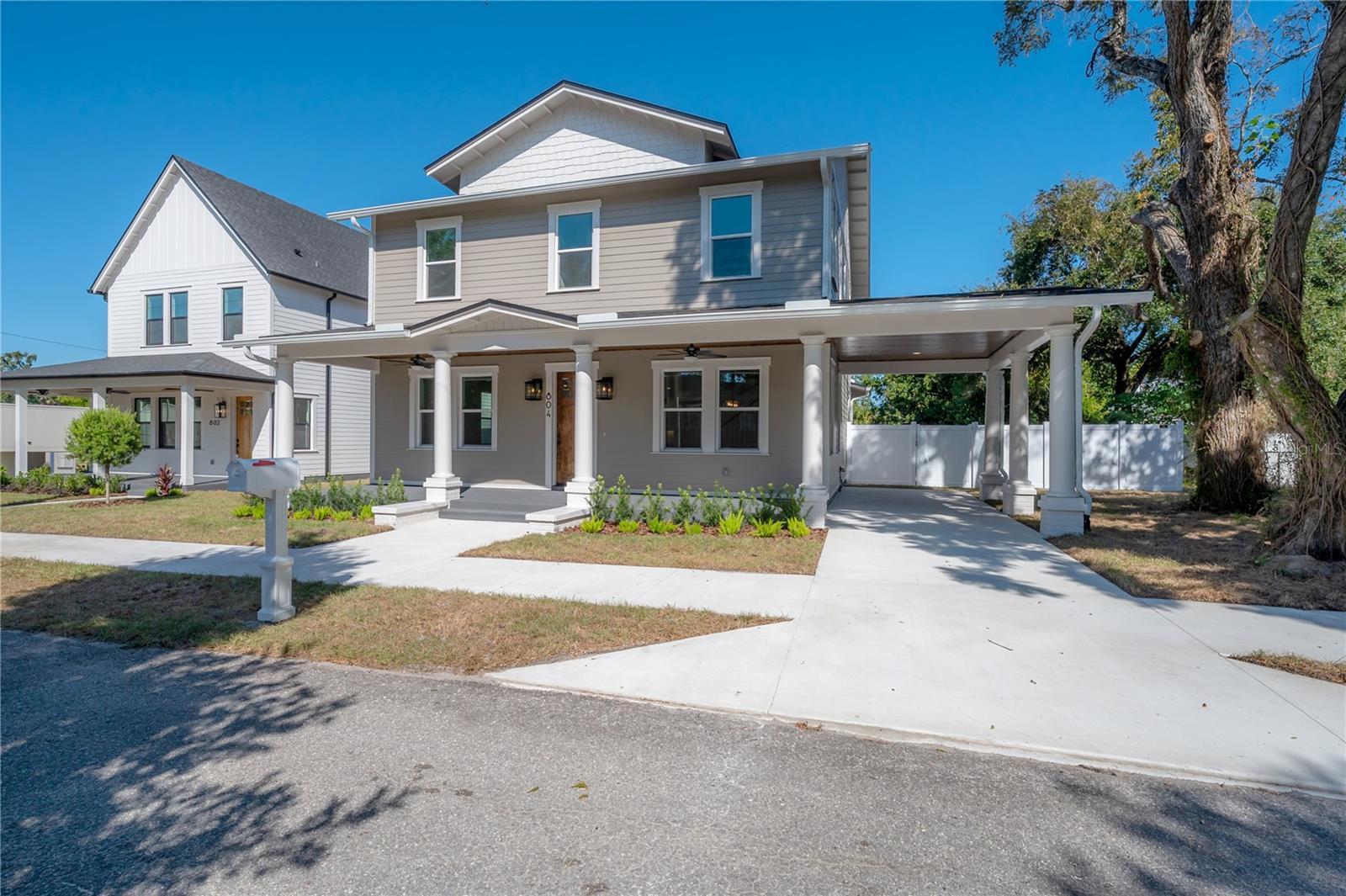 Image 4 of 55 For 804 Wilder Avenue