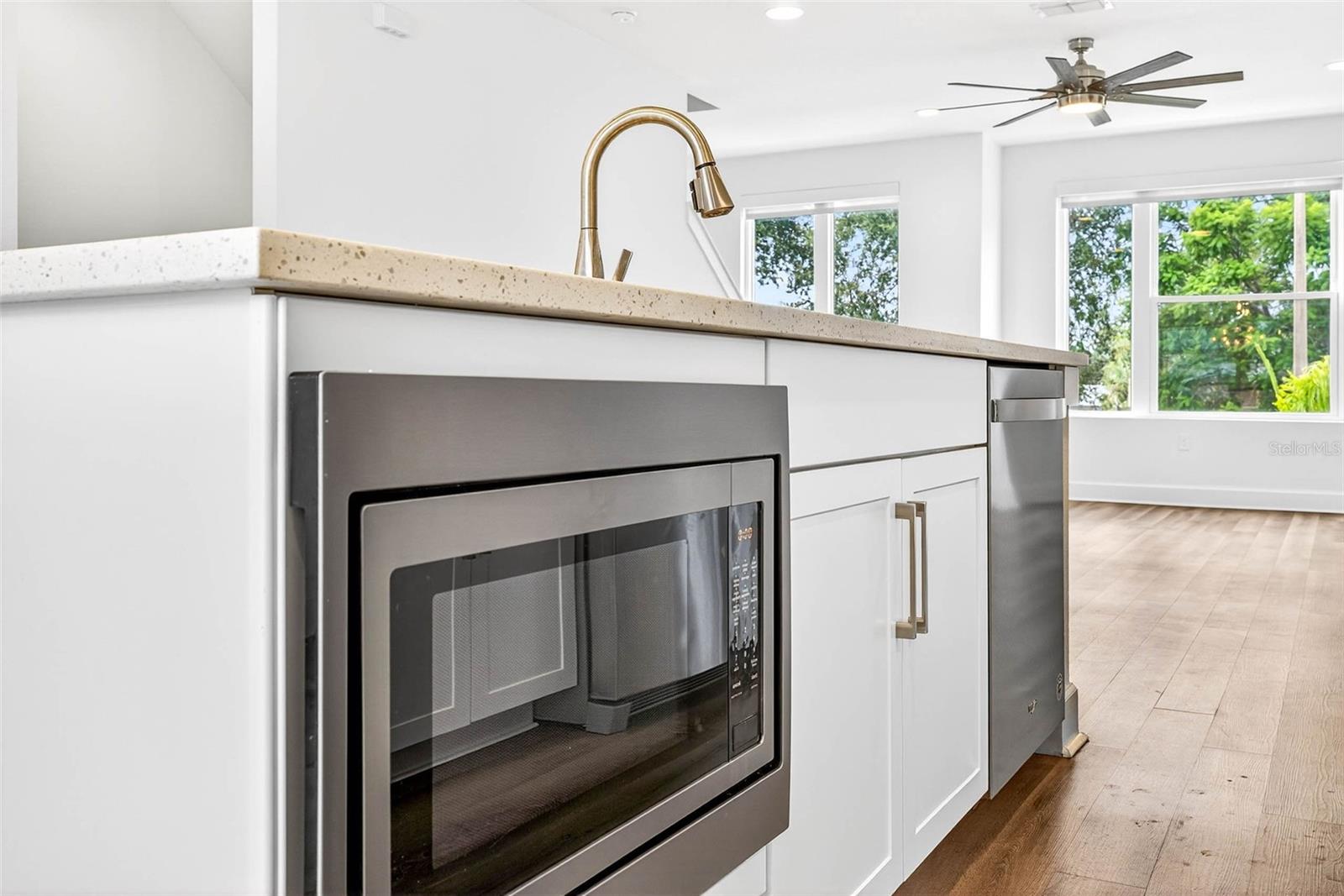 Image 16 of 67 For 2649 1st Avenue N