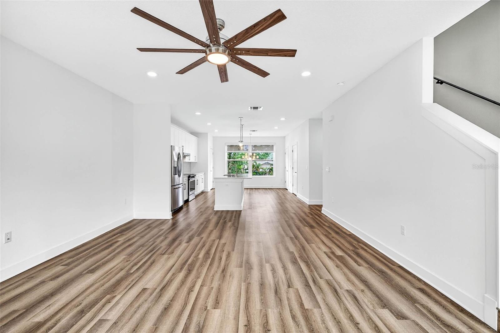 Image 23 of 67 For 2649 1st Avenue N