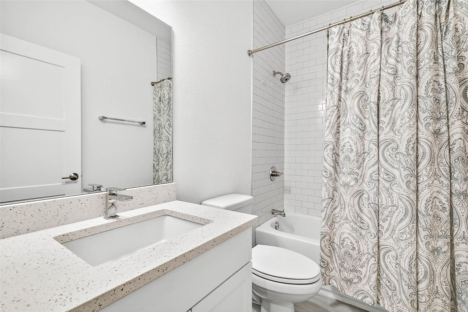 Image 30 of 67 For 2649 1st Avenue N