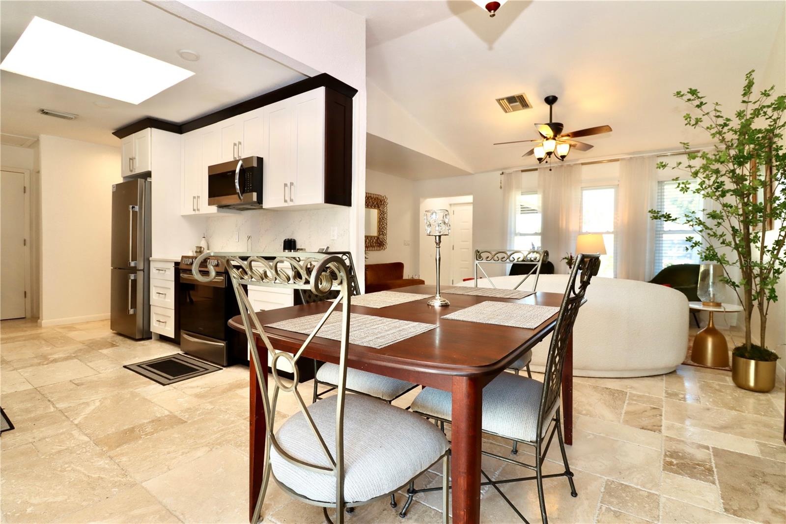 Image 15 of 42 For 9200 Walsingham Road