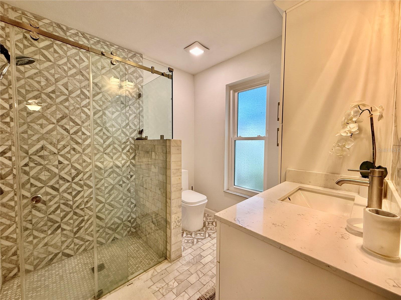 Image 24 of 42 For 9200 Walsingham Road