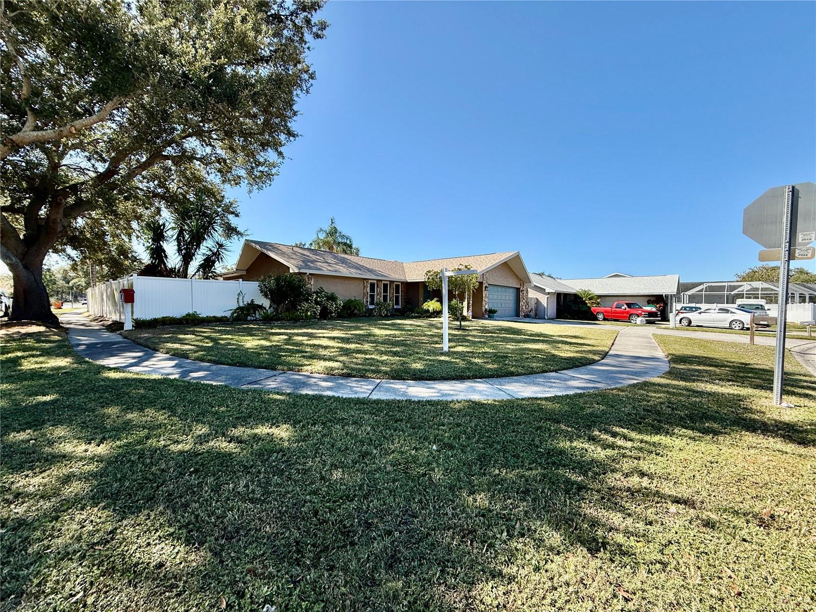 Image 4 of 42 For 9200 Walsingham Road