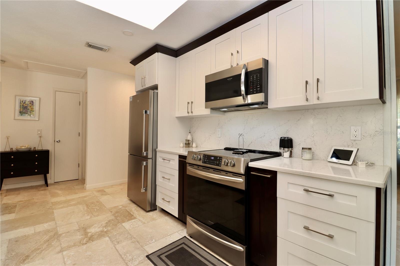 Image 9 of 42 For 9200 Walsingham Road