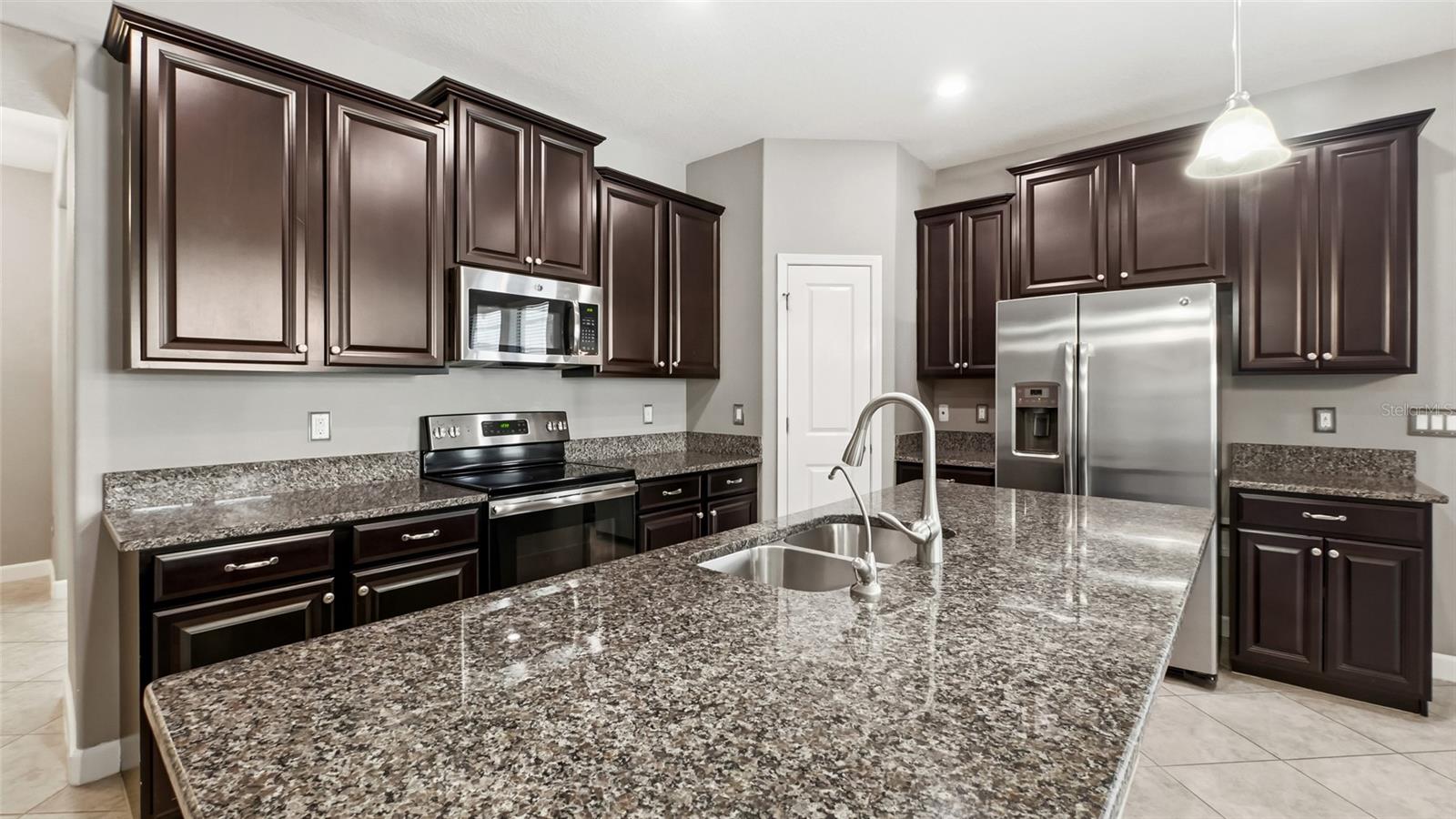 Image 10 of 49 For 28642 Tranquil Lake Circle