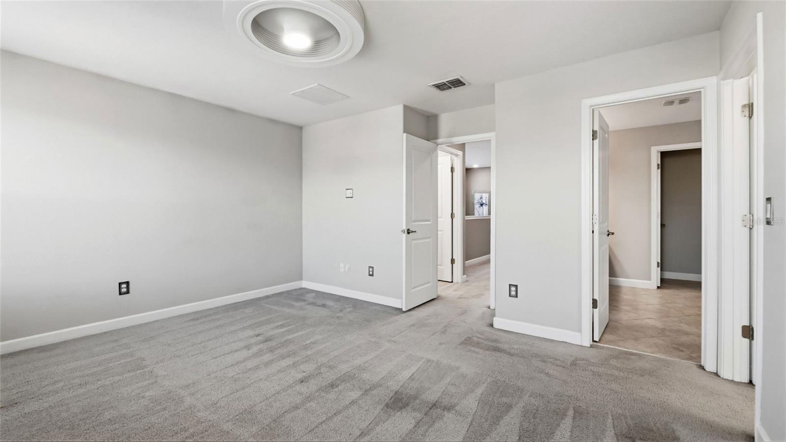 Image 22 of 49 For 28642 Tranquil Lake Circle