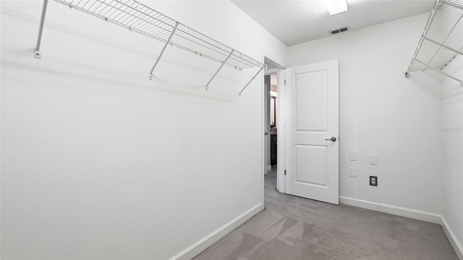 Image 23 of 49 For 28642 Tranquil Lake Circle