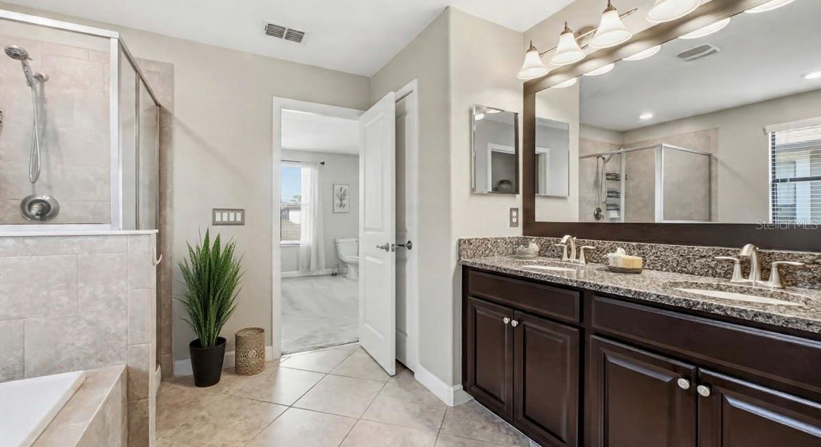 Image 25 of 49 For 28642 Tranquil Lake Circle