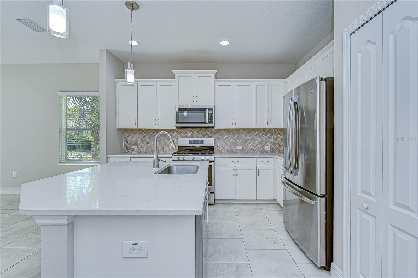 Image 11 of 30 For 13605 Circa Crossing Drive