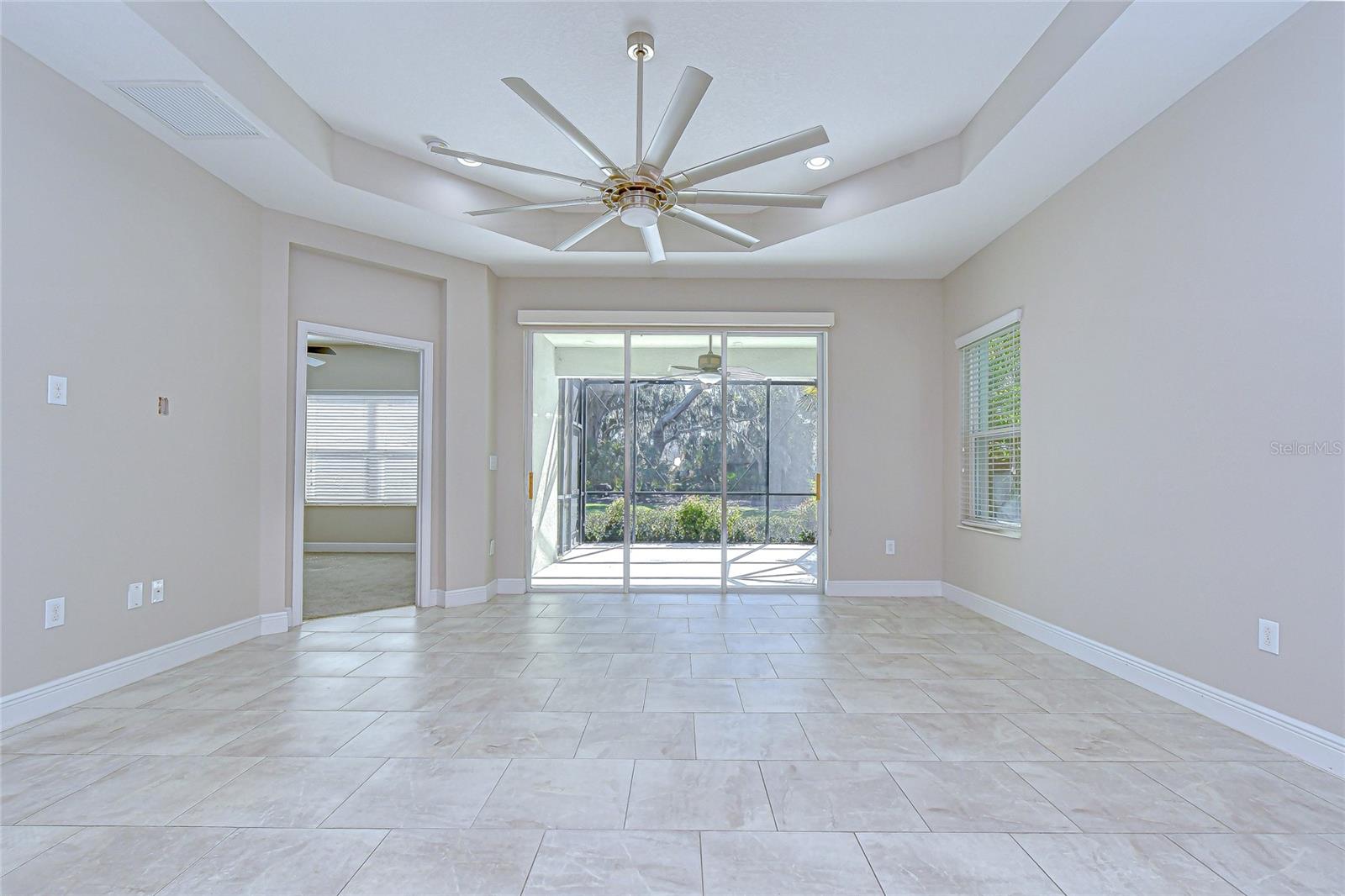 Image 12 of 30 For 13605 Circa Crossing Drive