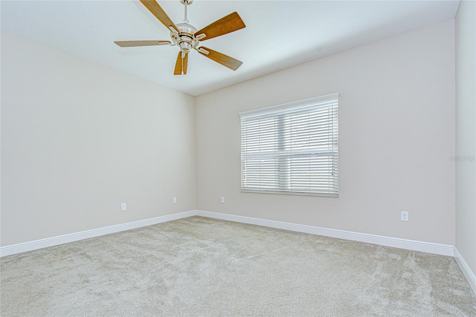 Image 16 of 30 For 13605 Circa Crossing Drive