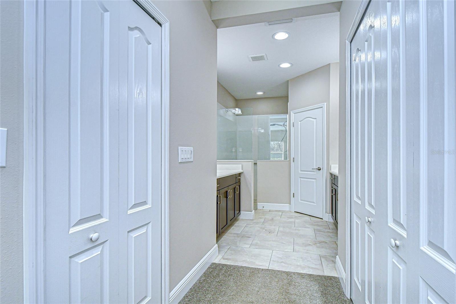 Image 18 of 30 For 13605 Circa Crossing Drive