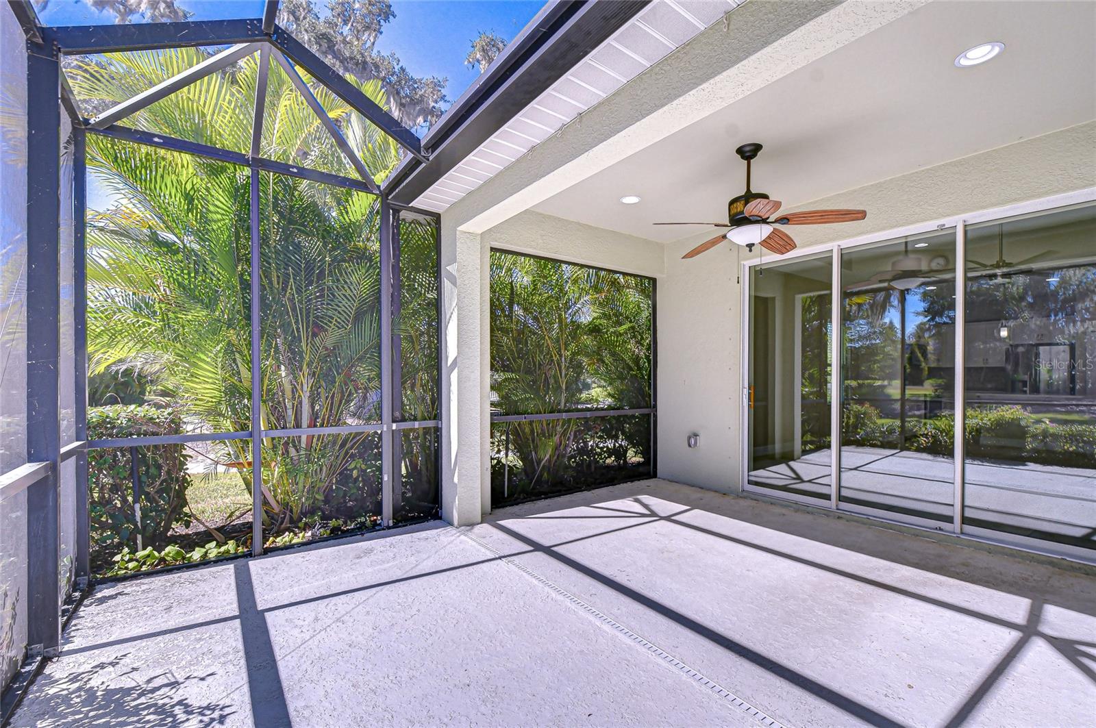 Image 24 of 30 For 13605 Circa Crossing Drive