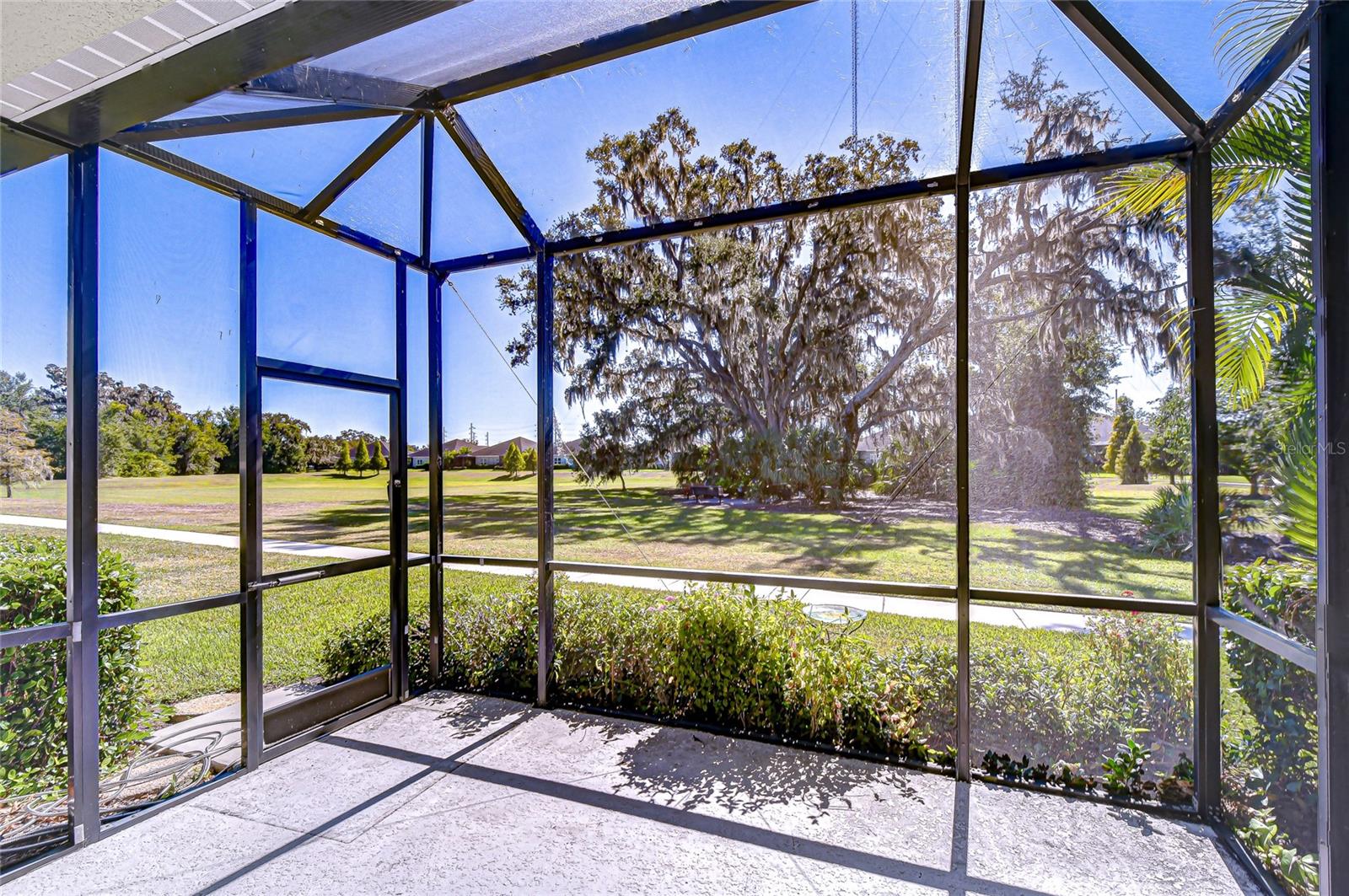 Image 25 of 30 For 13605 Circa Crossing Drive