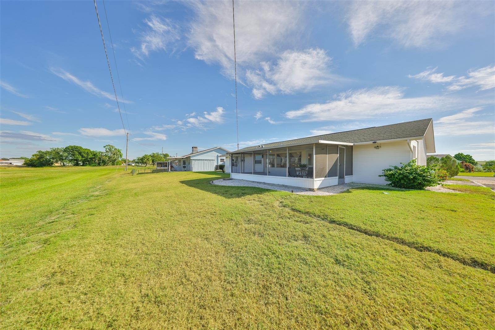 Image 34 of 39 For 611 Fox Hills Drive