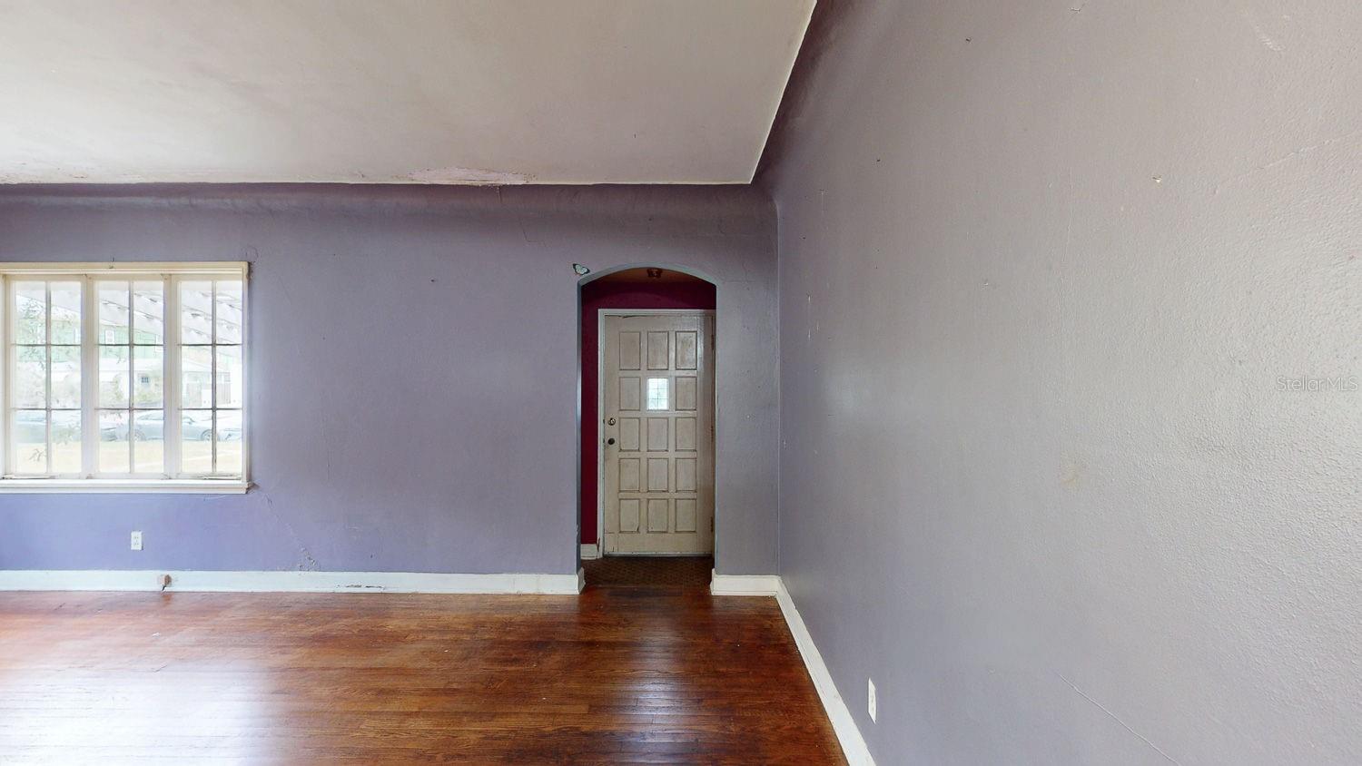 Image 17 of 79 For 834 53rd Avenue N