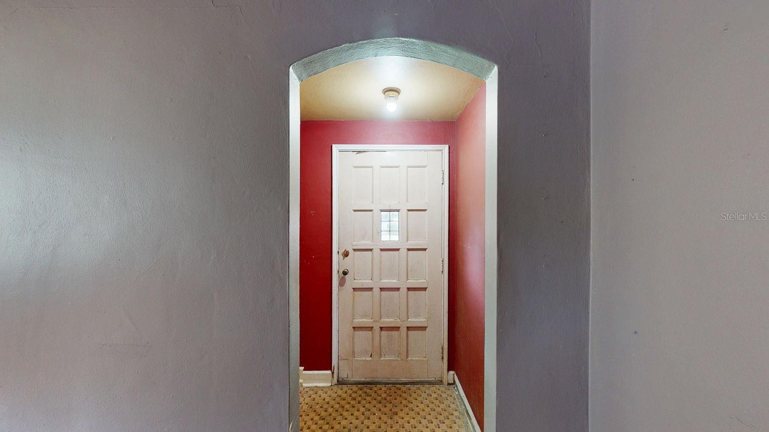 Image 18 of 79 For 834 53rd Avenue N