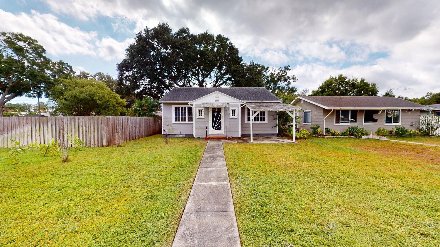 Image 3 of 79 For 834 53rd Avenue N