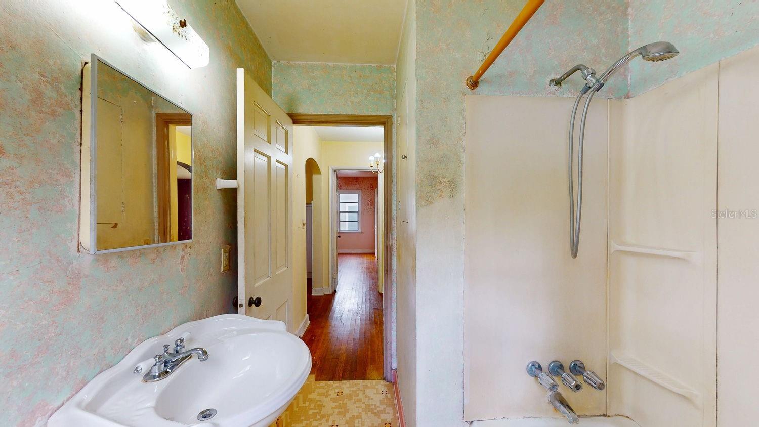 Image 46 of 79 For 834 53rd Avenue N