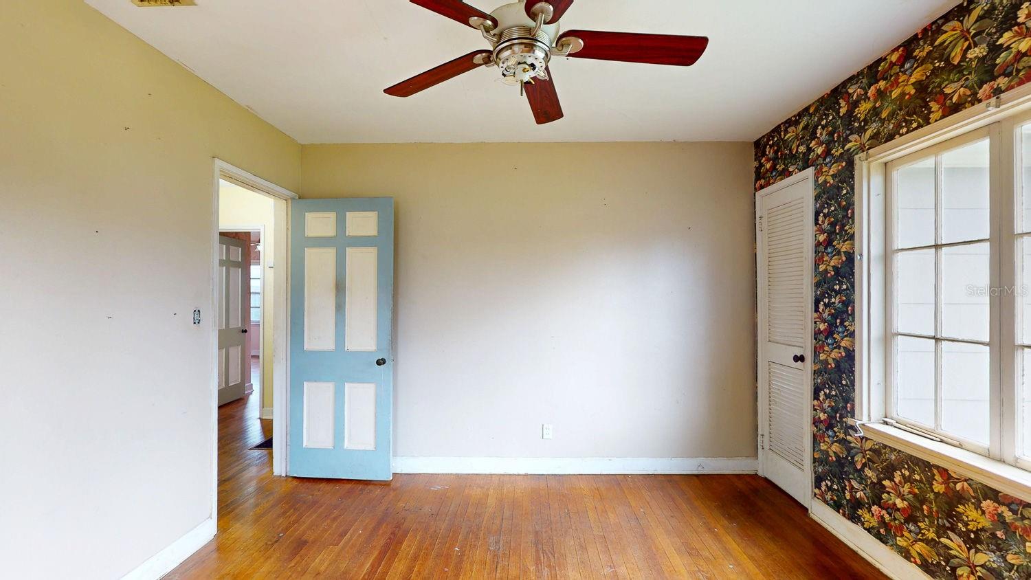 Image 50 of 79 For 834 53rd Avenue N