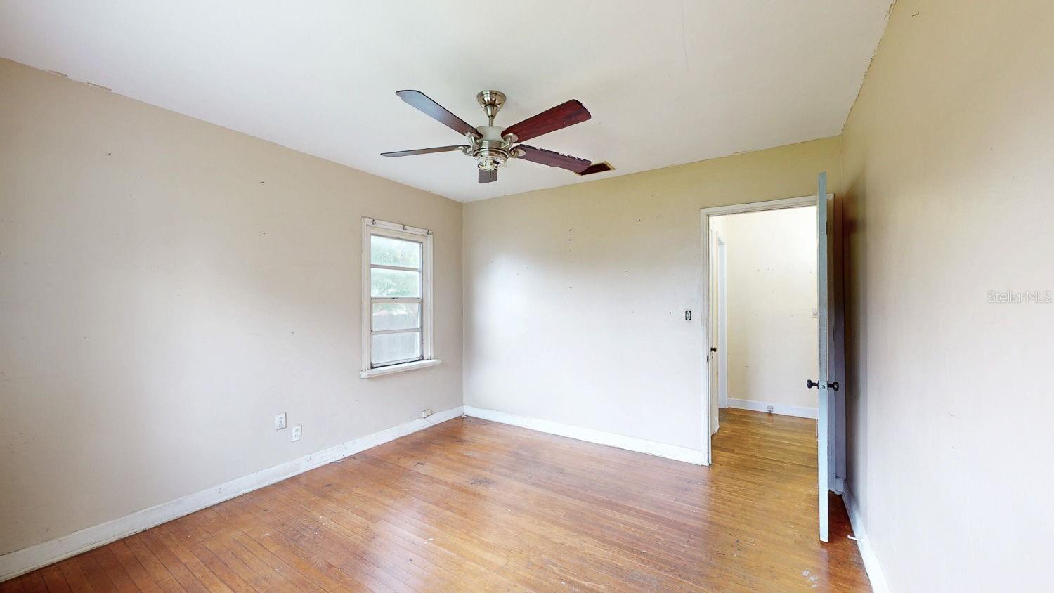 Image 58 of 79 For 834 53rd Avenue N