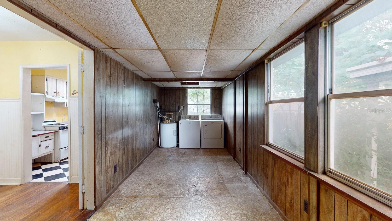 Image 67 of 79 For 834 53rd Avenue N