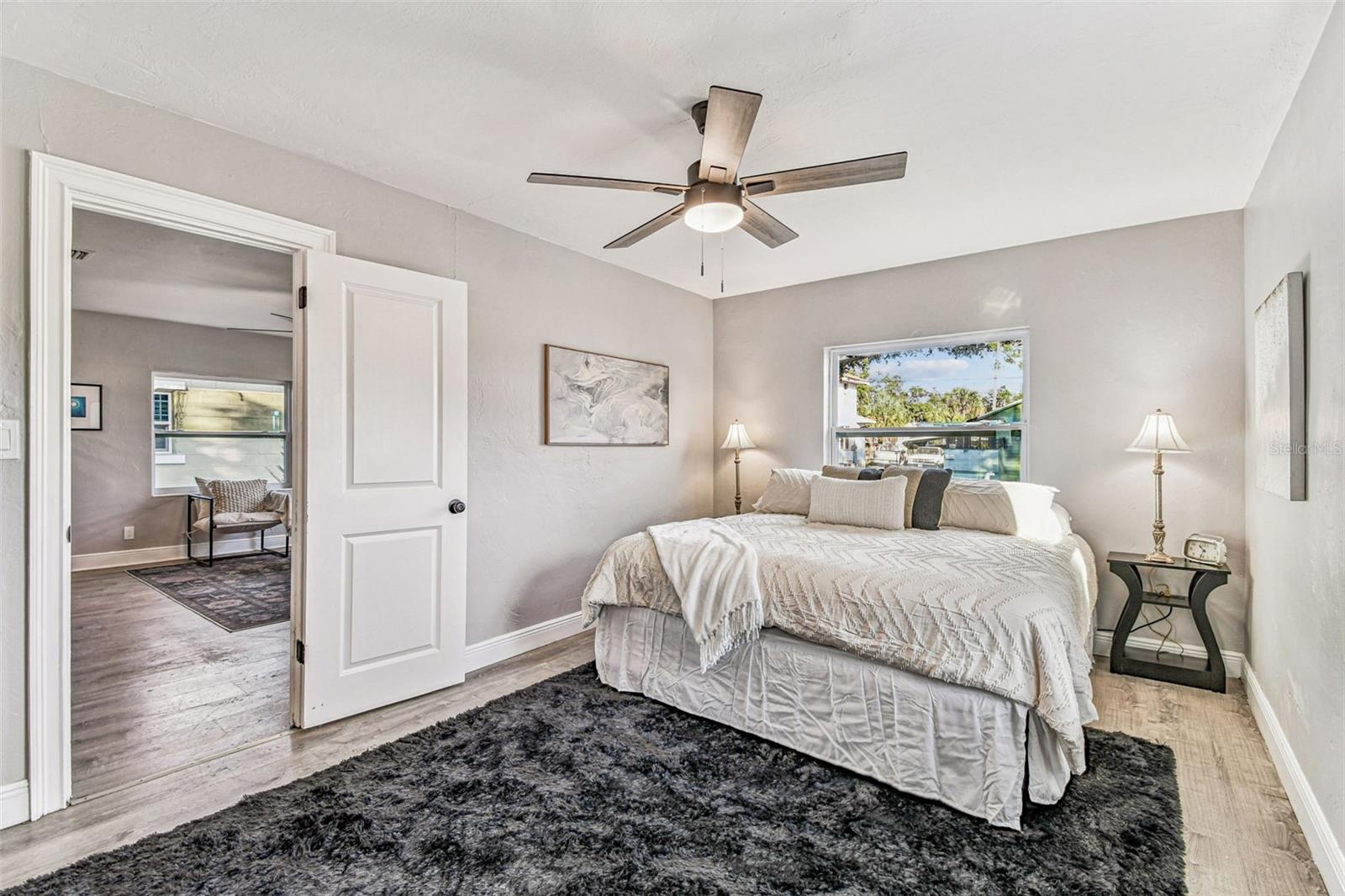 Image 12 of 15 For 2421 19th Street S