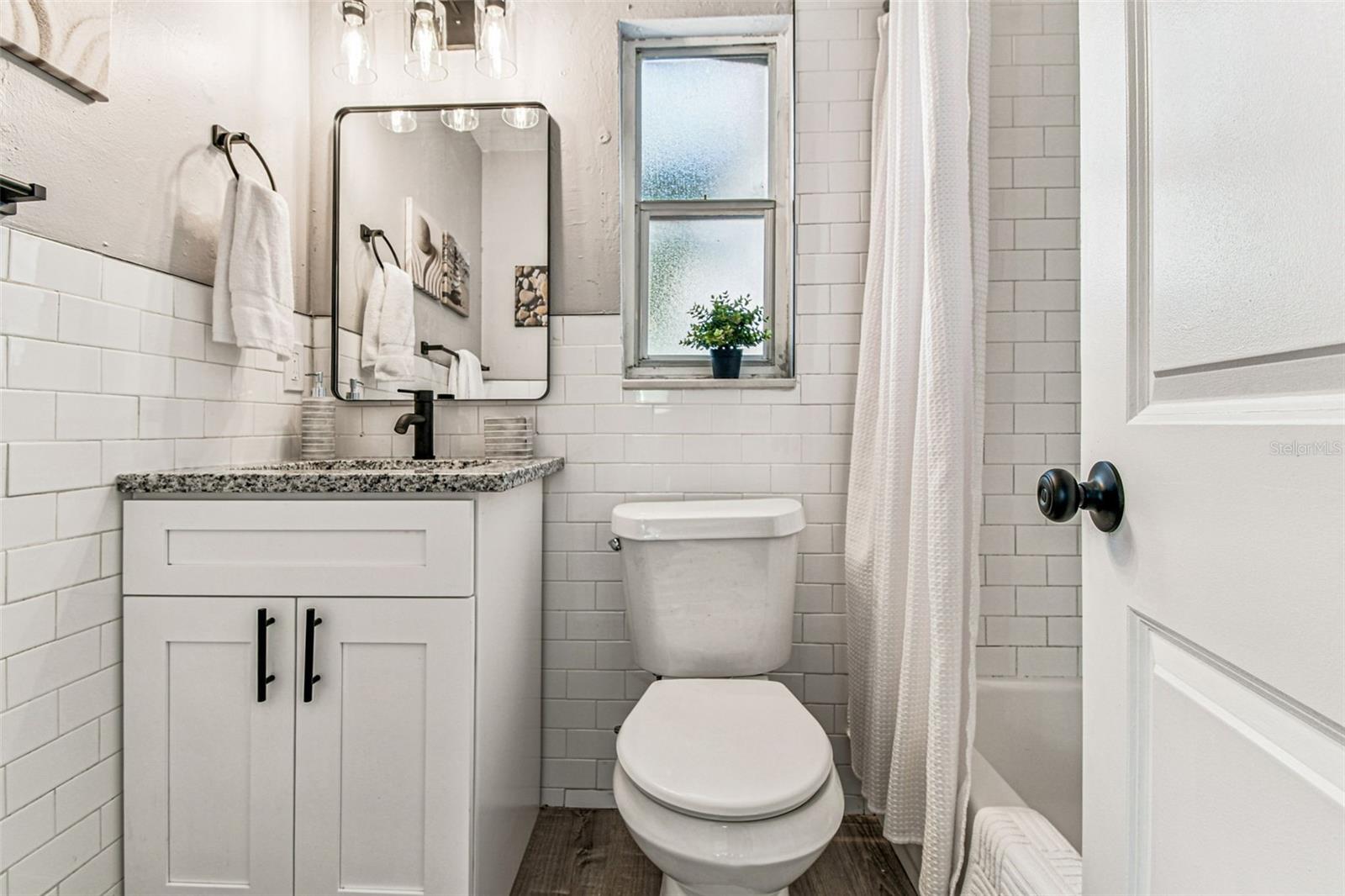 Image 13 of 15 For 2421 19th Street S