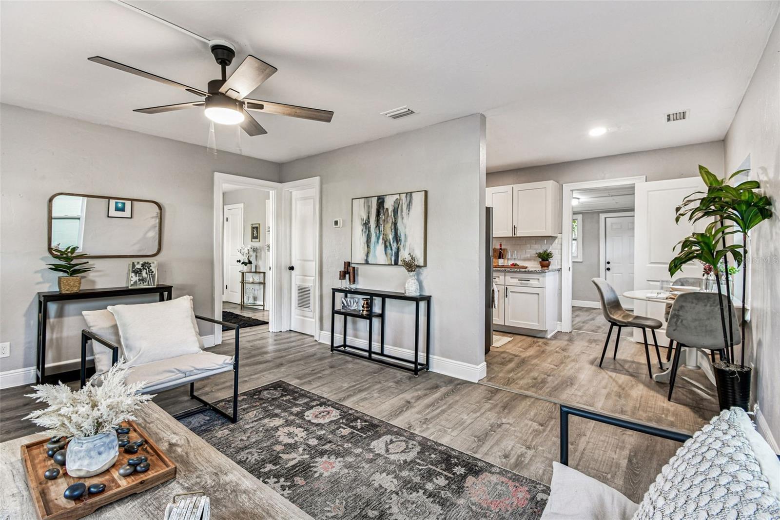 Image 4 of 15 For 2421 19th Street S