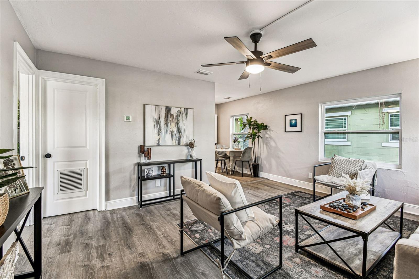 Image 7 of 15 For 2421 19th Street S