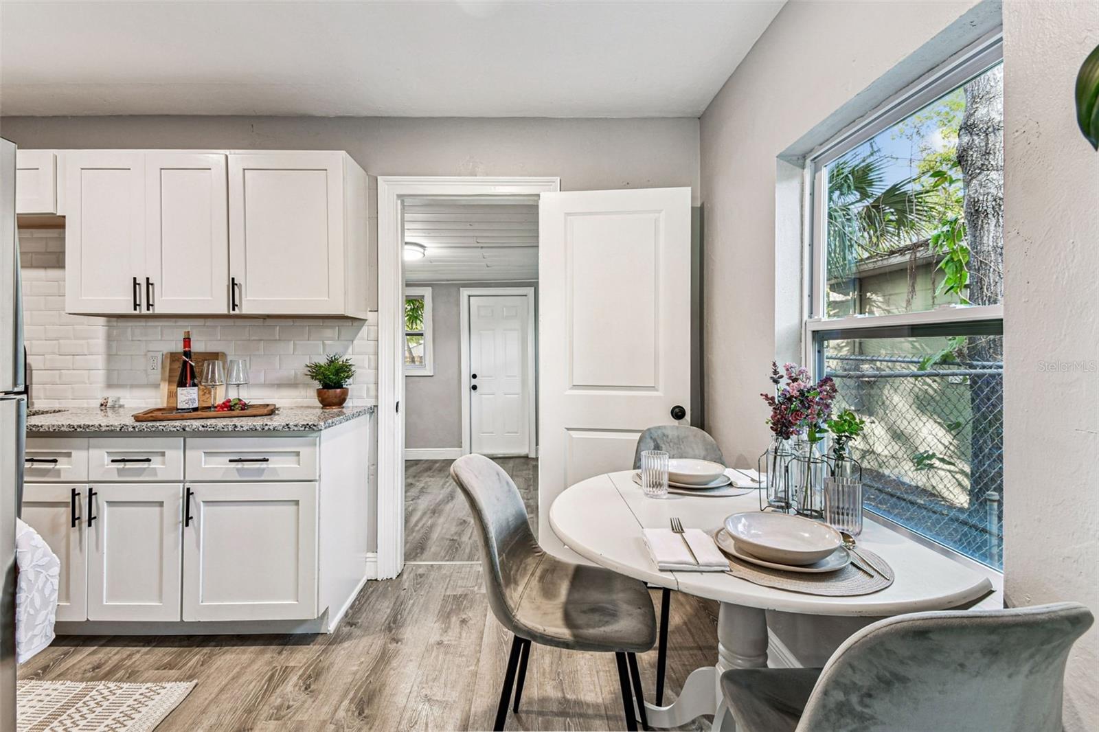 Image 9 of 15 For 2421 19th Street S