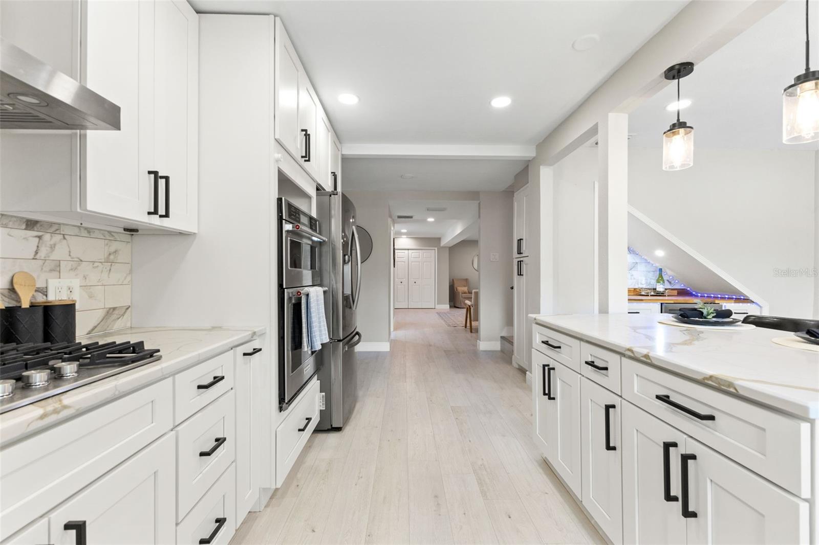 Image 11 of 56 For 785 23rd Avenue N