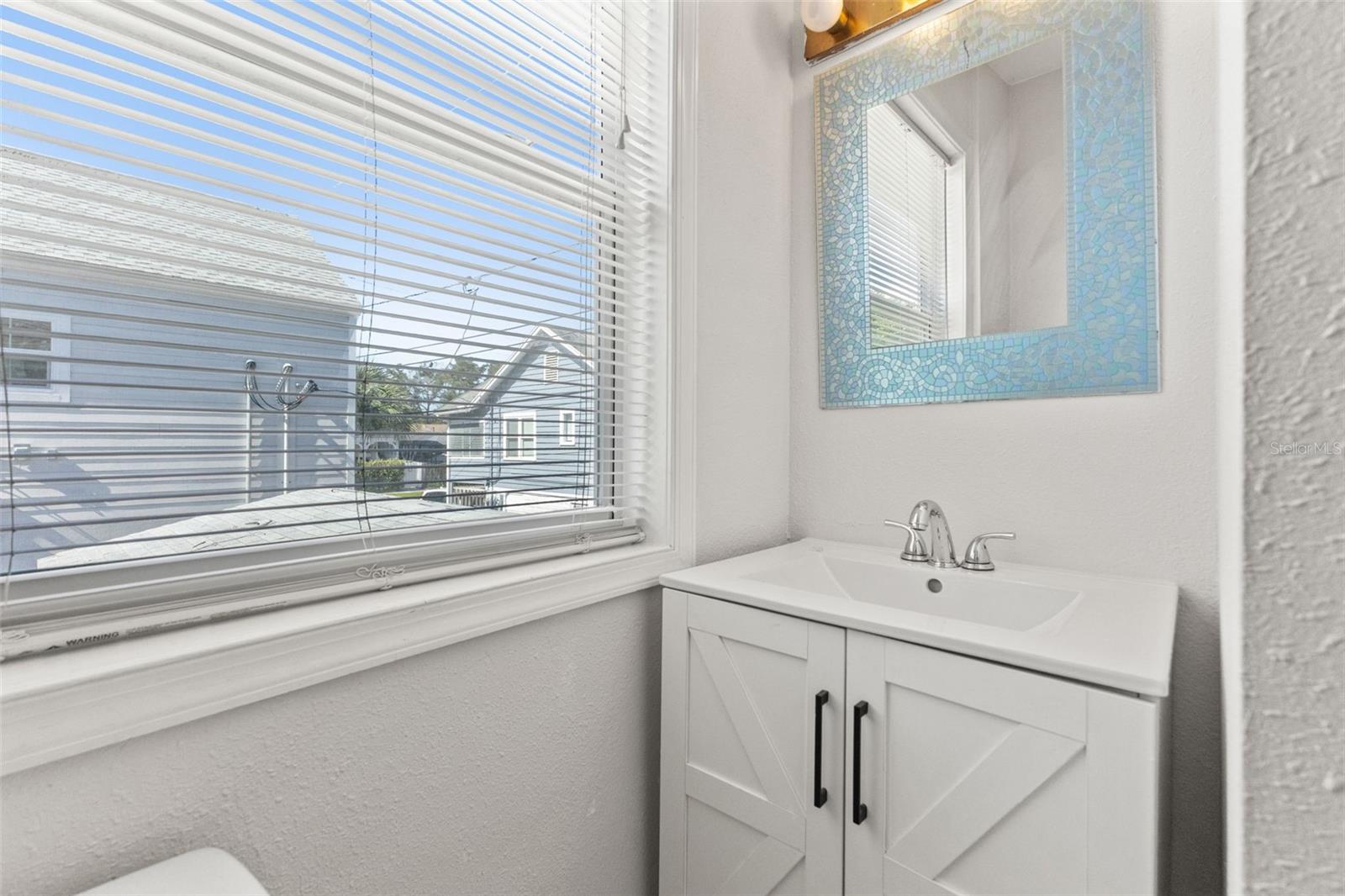 Image 34 of 56 For 785 23rd Avenue N