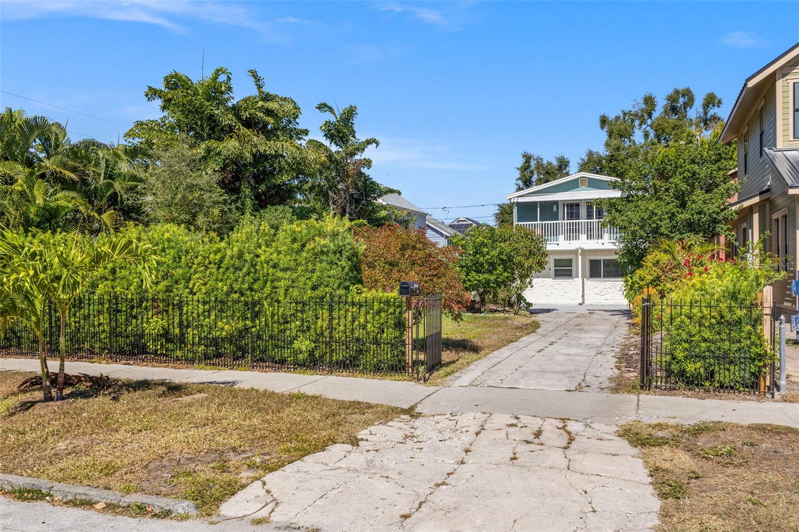 Image 44 of 56 For 785 23rd Avenue N