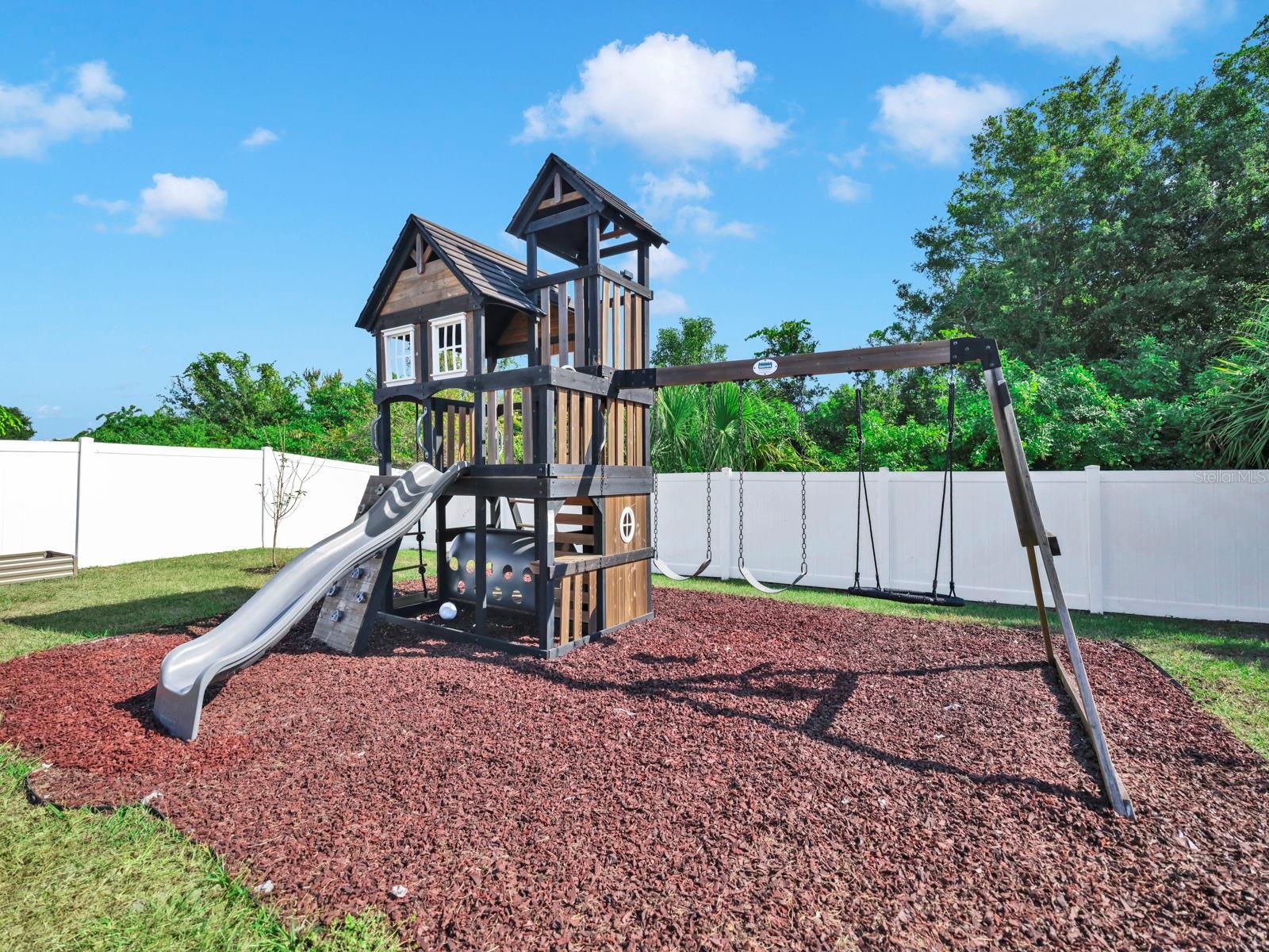 Image 33 of 44 For 14530 Haddon Mist Drive