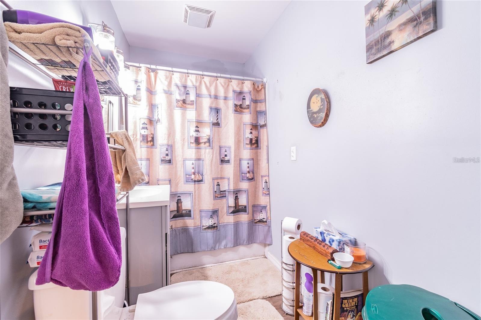 Image 13 of 16 For 903 Vistabula Street