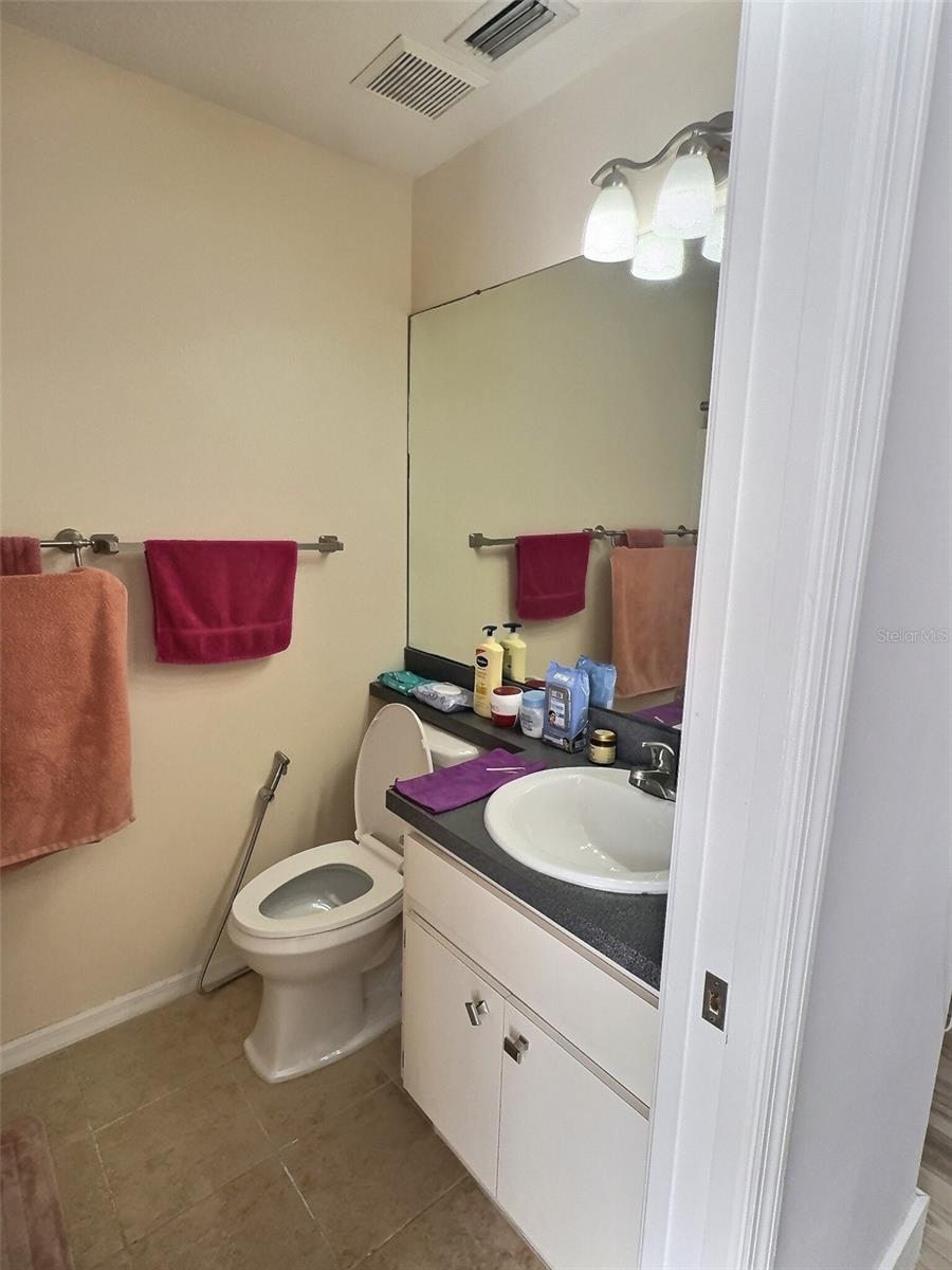 Image 9 of 10 For 410 Maple Pointe Drive