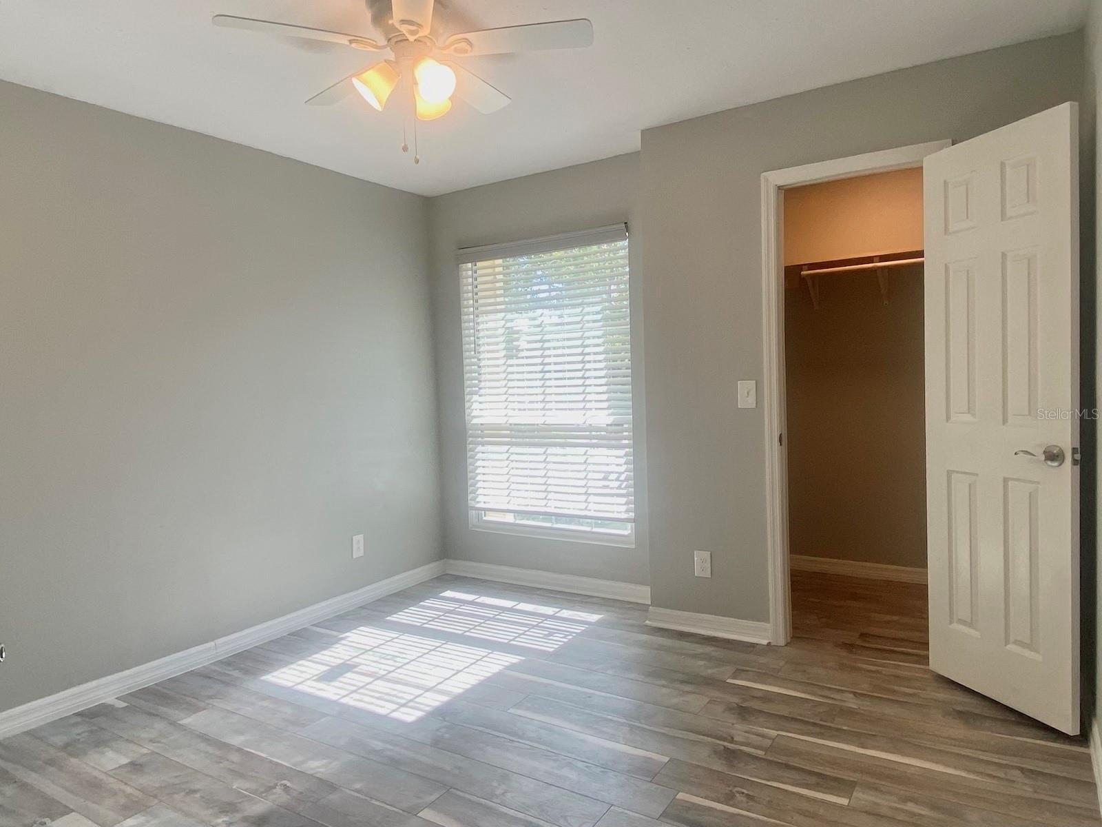 Image 10 of 19 For 8642 Mallard Reserve Drive 201