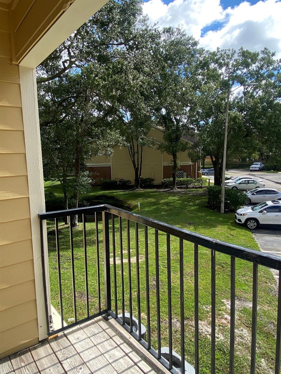 Image 6 of 19 For 8642 Mallard Reserve Drive 201