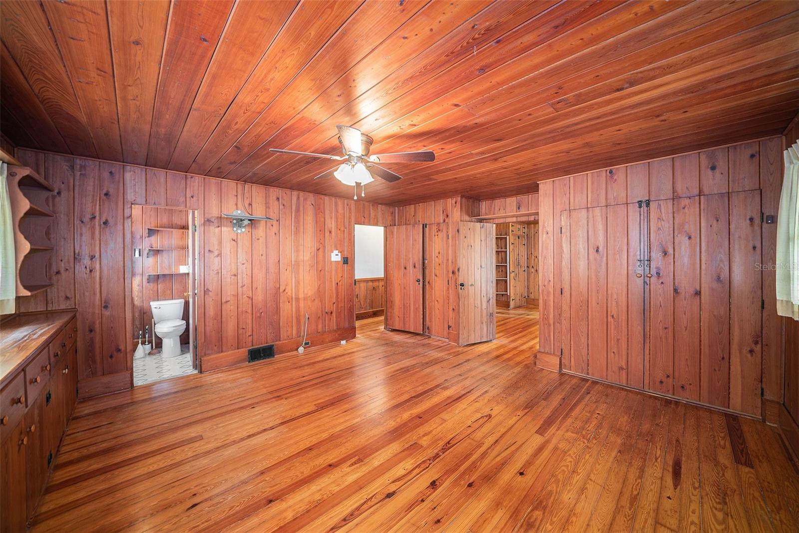 Image 12 of 35 For 37215 Church Avenue