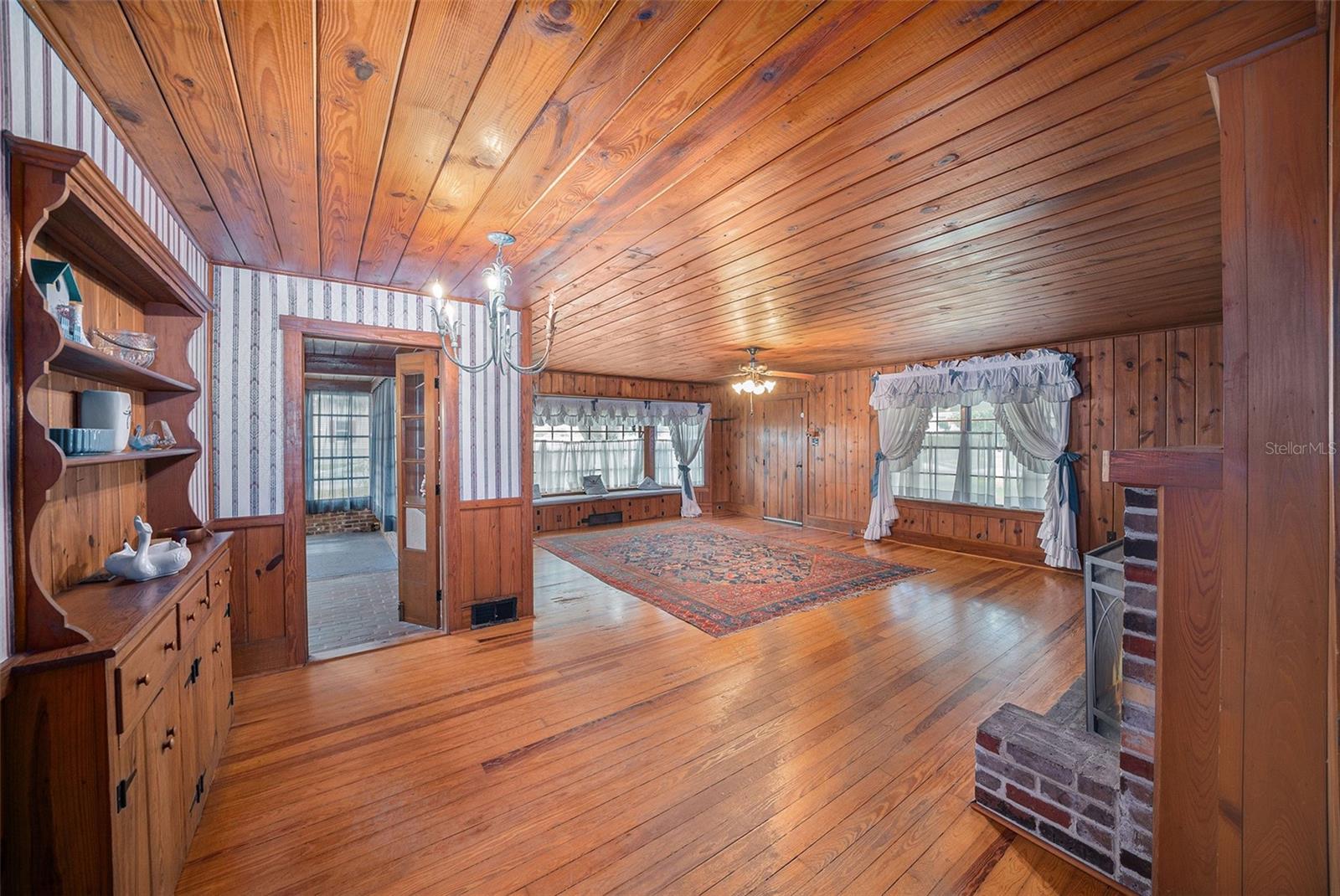 Image 2 of 35 For 37215 Church Avenue