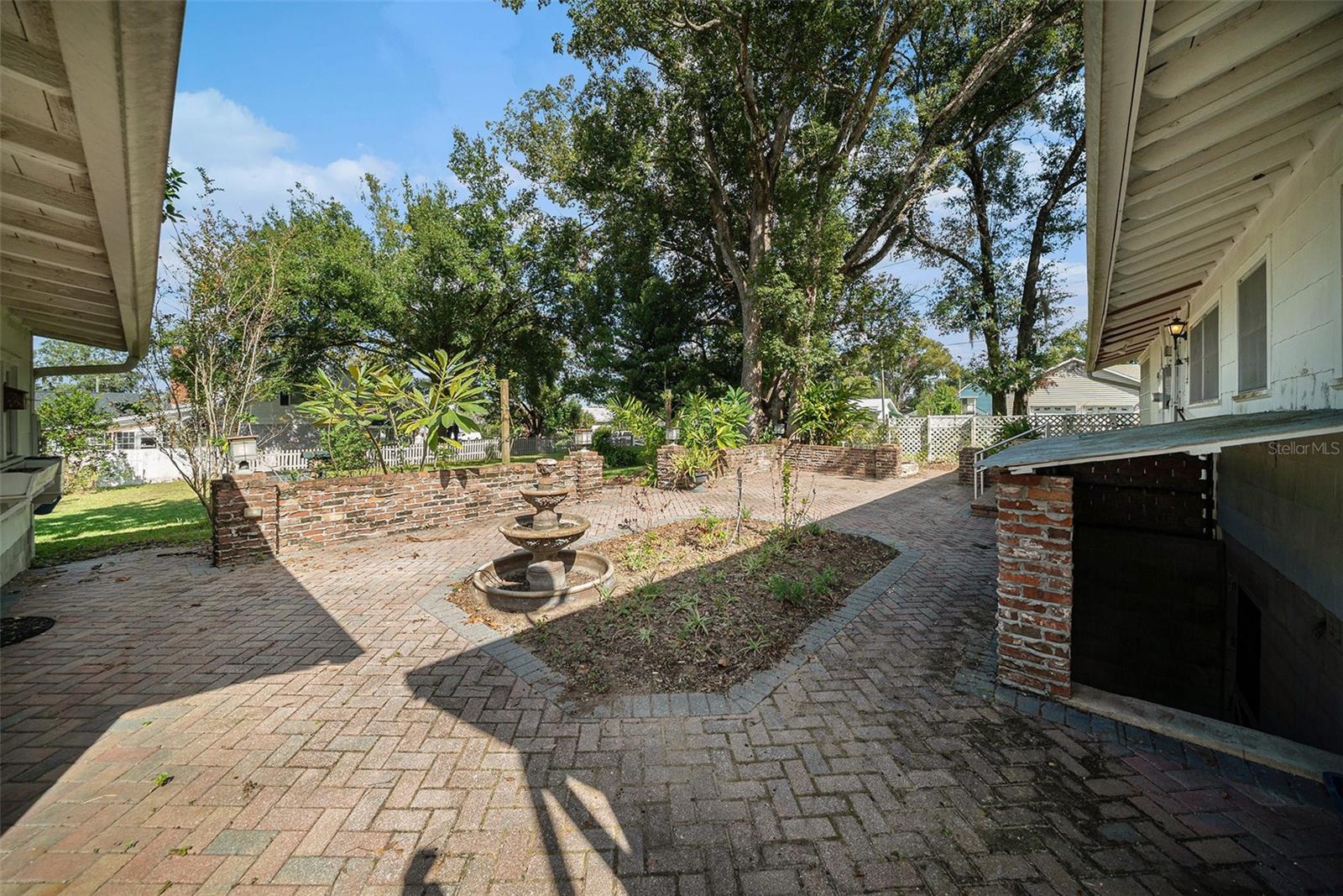 Image 24 of 35 For 37215 Church Avenue