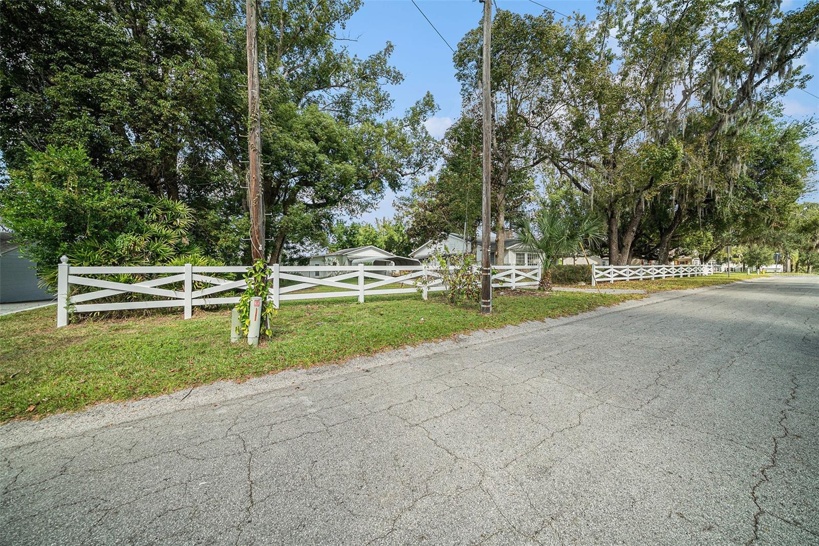 Image 27 of 35 For 37215 Church Avenue